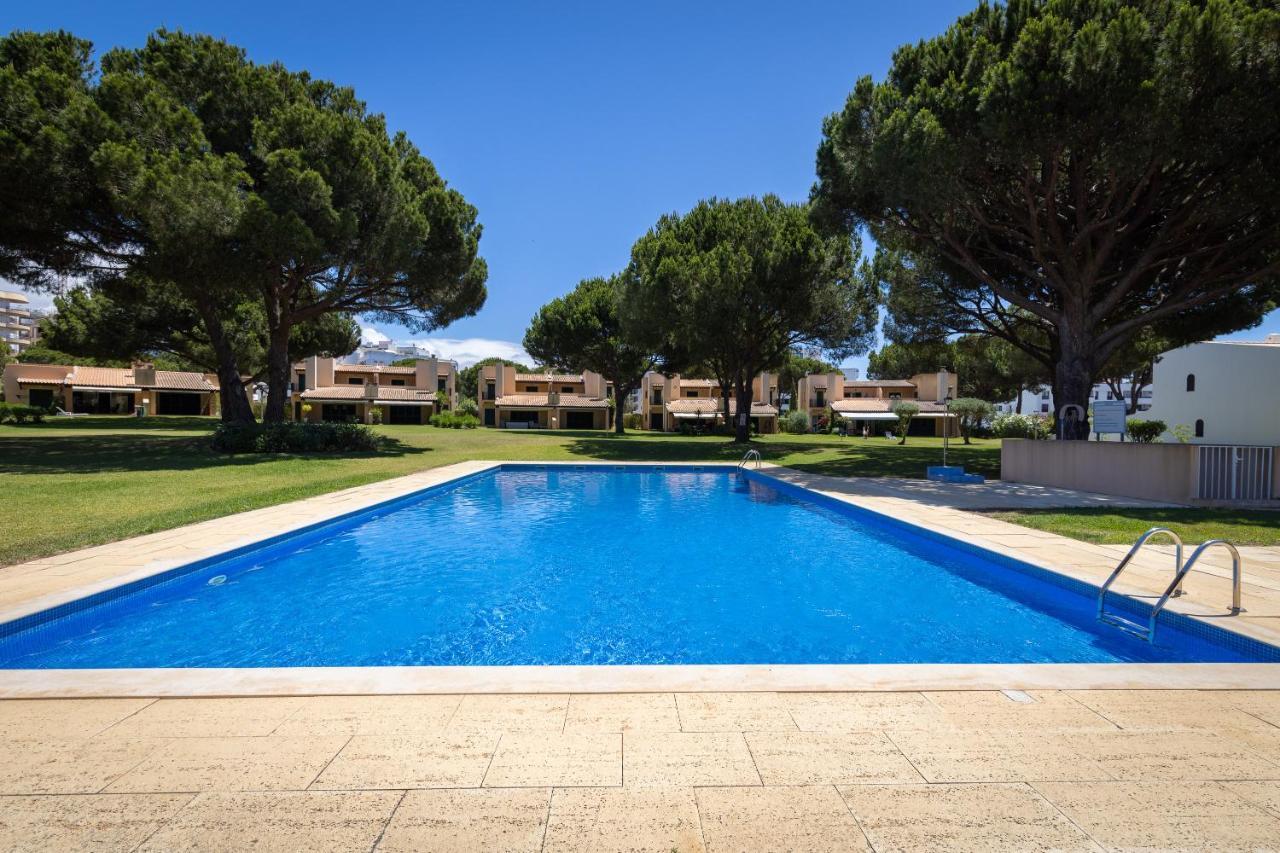 Villa V2 Duplex - Vilamoura Tennis Куартейра Екстер'єр фото